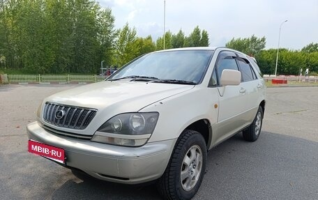 Toyota Harrier, 2000 год, 650 000 рублей, 1 фотография