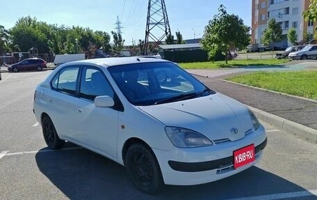 Toyota Prius IV XW50, 1999 год, 165 000 рублей, 1 фотография