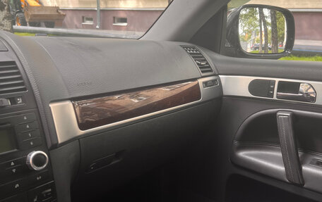 Volkswagen Touareg III, 2006 год, 913 000 рублей, 7 фотография