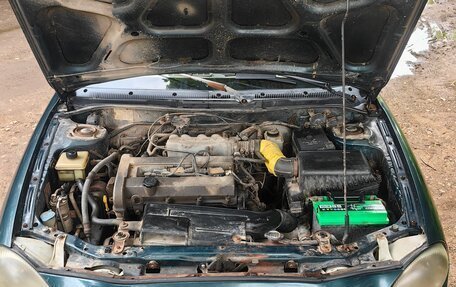 KIA Sephia II, 2001 год, 100 000 рублей, 5 фотография