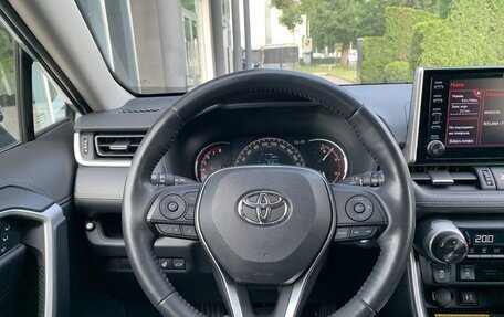 Toyota RAV4, 2020 год, 3 100 000 рублей, 28 фотография