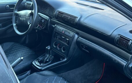 Audi A4, 1996 год, 159 990 рублей, 9 фотография