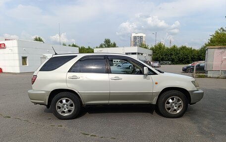 Toyota Harrier, 2000 год, 650 000 рублей, 4 фотография