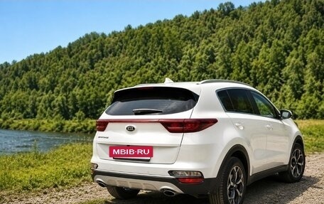KIA Sportage IV рестайлинг, 2021 год, 2 800 000 рублей, 2 фотография