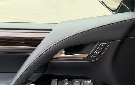 Lexus LX III, 2018 год, 10 075 000 рублей, 40 фотография
