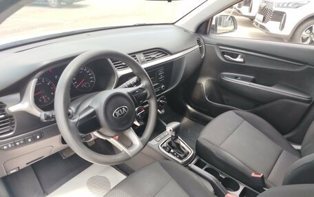 KIA Rio IV, 2021 год, 1 790 000 рублей, 9 фотография