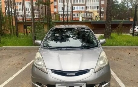 Honda Fit III, 2010 год, 850 000 рублей, 5 фотография