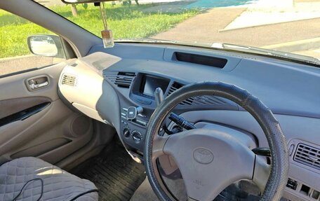 Toyota Prius IV XW50, 1999 год, 165 000 рублей, 10 фотография
