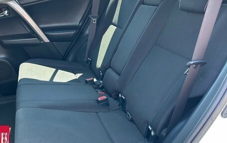 Toyota RAV4, 2019 год, 2 510 000 рублей, 11 фотография