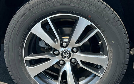 Toyota RAV4, 2019 год, 2 510 000 рублей, 28 фотография