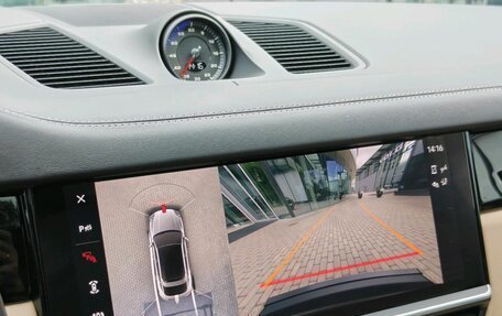 Porsche Cayenne III, 2022 год, 12 500 000 рублей, 14 фотография