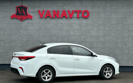 KIA Rio IV, 2017 год, 1 390 000 рублей, 5 фотография