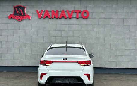 KIA Rio IV, 2017 год, 1 390 000 рублей, 6 фотография
