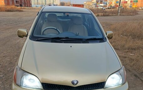 Toyota Platz, 2001 год, 425 000 рублей, 4 фотография