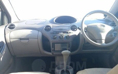 Toyota Platz, 2001 год, 425 000 рублей, 5 фотография