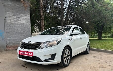 KIA Rio III рестайлинг, 2014 год, 790 000 рублей, 2 фотография