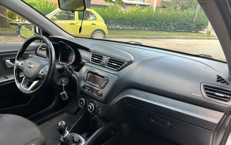 KIA Rio III рестайлинг, 2014 год, 790 000 рублей, 10 фотография