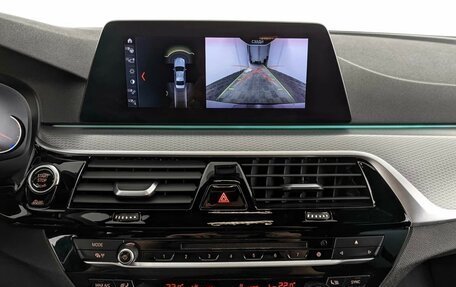 BMW 5 серия, 2019 год, 3 600 000 рублей, 18 фотография