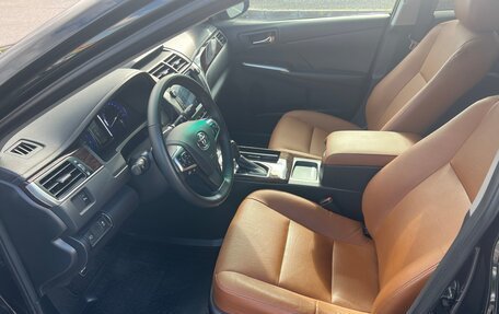 Toyota Camry, 2017 год, 3 050 000 рублей, 13 фотография