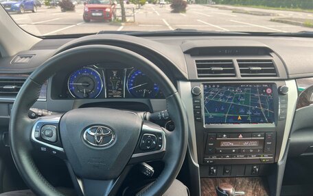Toyota Camry, 2017 год, 3 050 000 рублей, 18 фотография