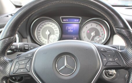 Mercedes-Benz GLA, 2014 год, 1 900 000 рублей, 14 фотография