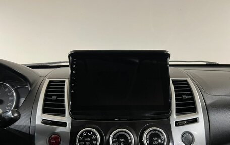 Mitsubishi Pajero Sport II рестайлинг, 2014 год, 1 499 000 рублей, 19 фотография