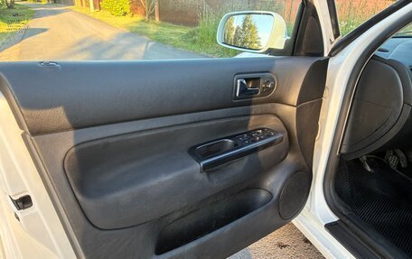 Volkswagen Golf IV, 2002 год, 389 000 рублей, 13 фотография