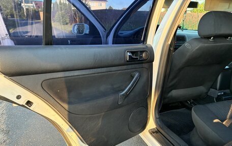 Volkswagen Golf IV, 2002 год, 389 000 рублей, 22 фотография