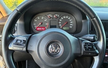 Volkswagen Golf IV, 2002 год, 389 000 рублей, 19 фотография