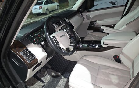 Land Rover Range Rover IV рестайлинг, 2013 год, 3 600 000 рублей, 4 фотография