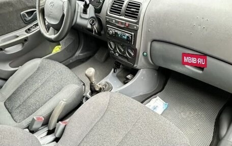 Hyundai Accent II, 2005 год, 195 000 рублей, 10 фотография