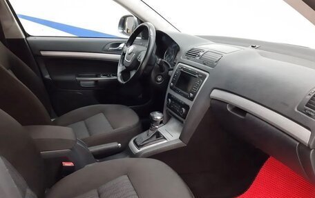 Skoda Octavia, 2011 год, 555 000 рублей, 11 фотография