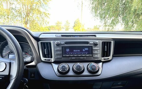 Toyota Camry, 2018 год, 2 250 000 рублей, 11 фотография