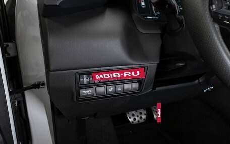 Toyota Sequoia, 2023 год, 12 900 000 рублей, 20 фотография