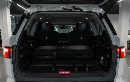 Toyota Sequoia, 2023 год, 12 900 000 рублей, 33 фотография