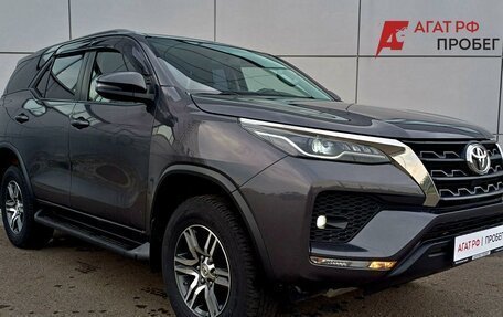 Toyota Fortuner II, 2021 год, 4 250 000 рублей, 3 фотография