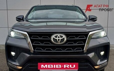 Toyota Fortuner II, 2021 год, 4 250 000 рублей, 2 фотография