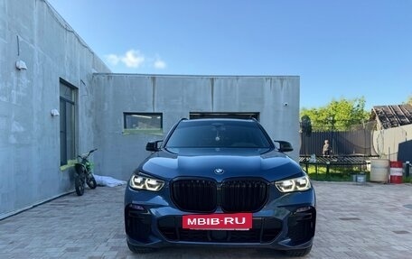 BMW X5, 2019 год, 6 299 000 рублей, 3 фотография