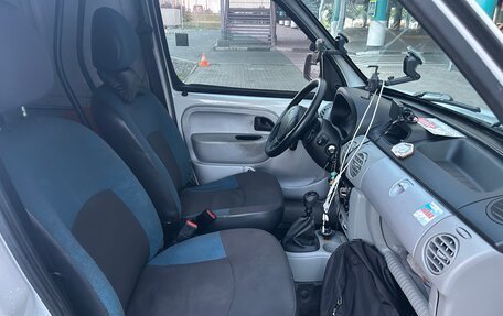 Renault Kangoo II рестайлинг, 2007 год, 310 000 рублей, 13 фотография