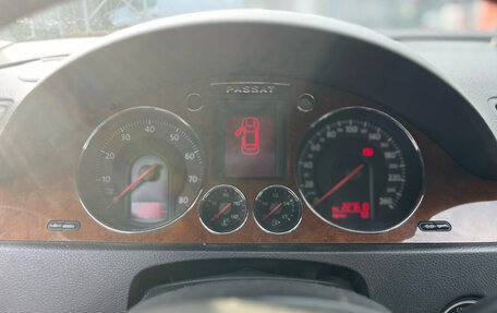 Volkswagen Passat B6, 2006 год, 555 000 рублей, 20 фотография