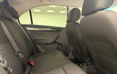 Skoda Rapid I, 2017 год, 1 299 000 рублей, 16 фотография