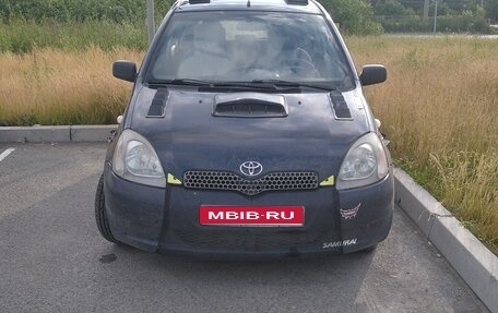 Toyota Yaris I рестайлинг, 2001 год, 100 000 рублей, 1 фотография