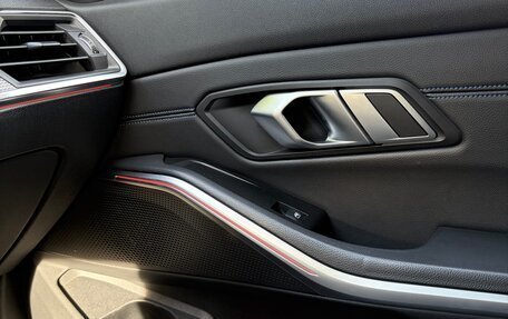 BMW 3 серия, 2020 год, 3 650 000 рублей, 21 фотография