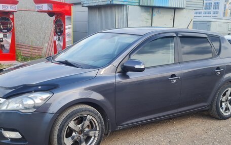 KIA cee'd I рестайлинг, 2010 год, 399 000 рублей, 2 фотография