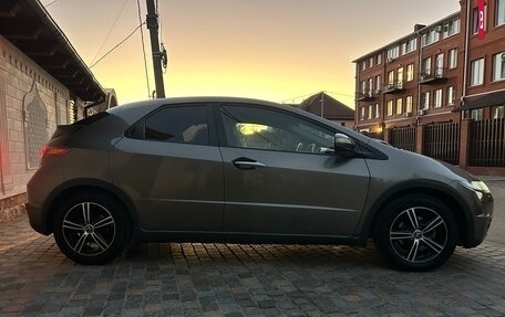 Honda Civic VIII, 2008 год, 850 000 рублей, 2 фотография
