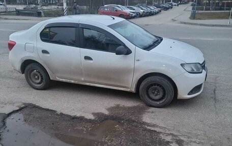 Renault Logan II, 2017 год, 499 999 рублей, 3 фотография