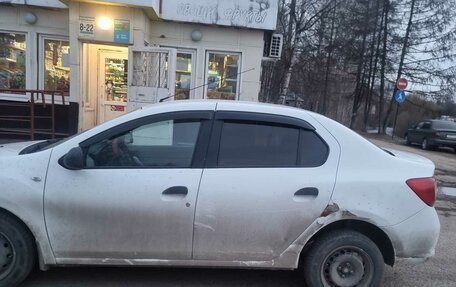 Renault Logan II, 2017 год, 499 999 рублей, 6 фотография
