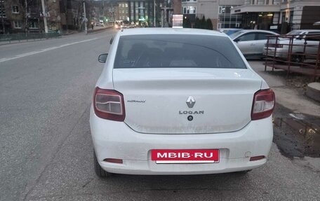 Renault Logan II, 2017 год, 499 999 рублей, 2 фотография