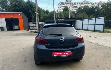 Opel Astra J, 2011 год, 460 000 рублей, 5 фотография