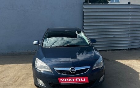 Opel Astra J, 2011 год, 460 000 рублей, 8 фотография